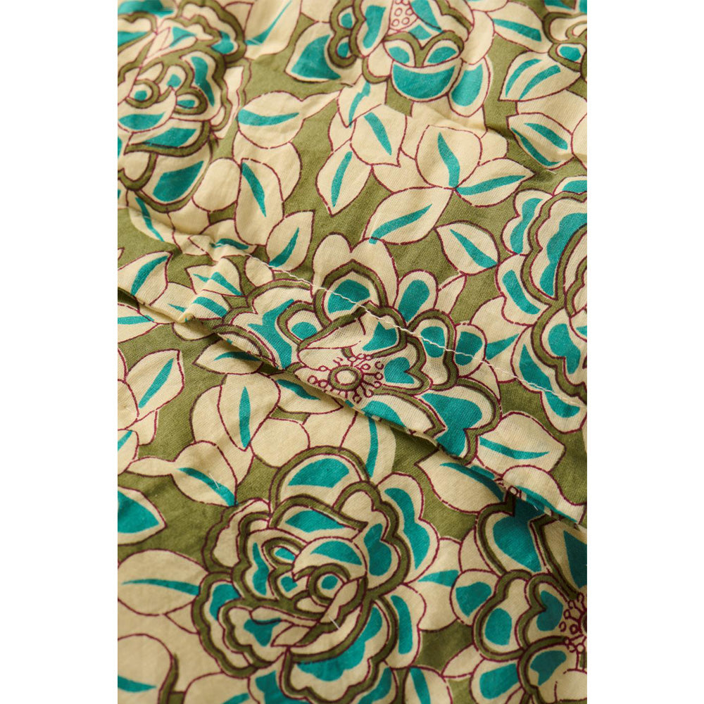 Ib Laursen Quilt Clara Blomster med Turkise Blade 130x170cm
