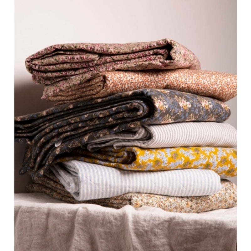 Cést Bon Quilt Ethnic Leaves Camel 140x220cm